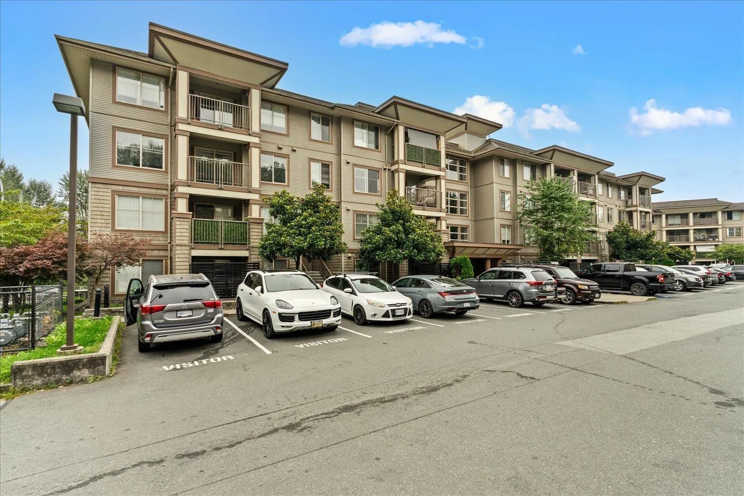 302 45561 YALE ROAD|Chilliwack Proper South