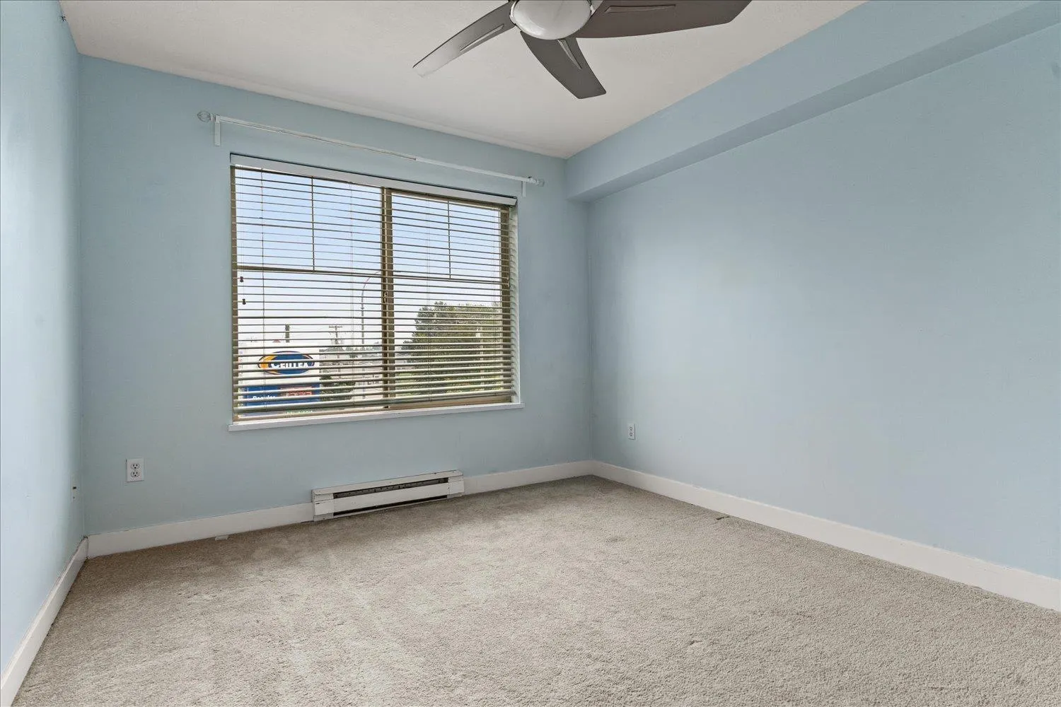 302 45561 YALE ROAD|Chilliwack Proper South