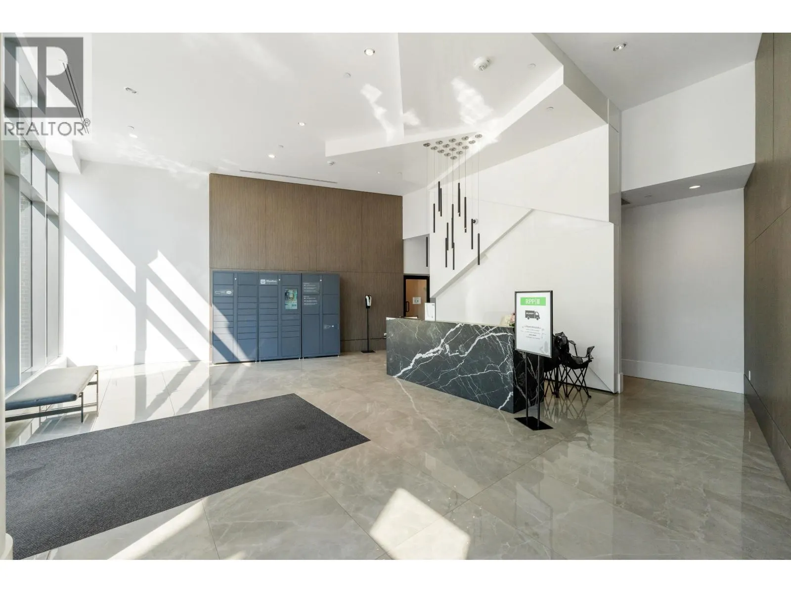 703 5508 HOLLYBRIDGE WAY