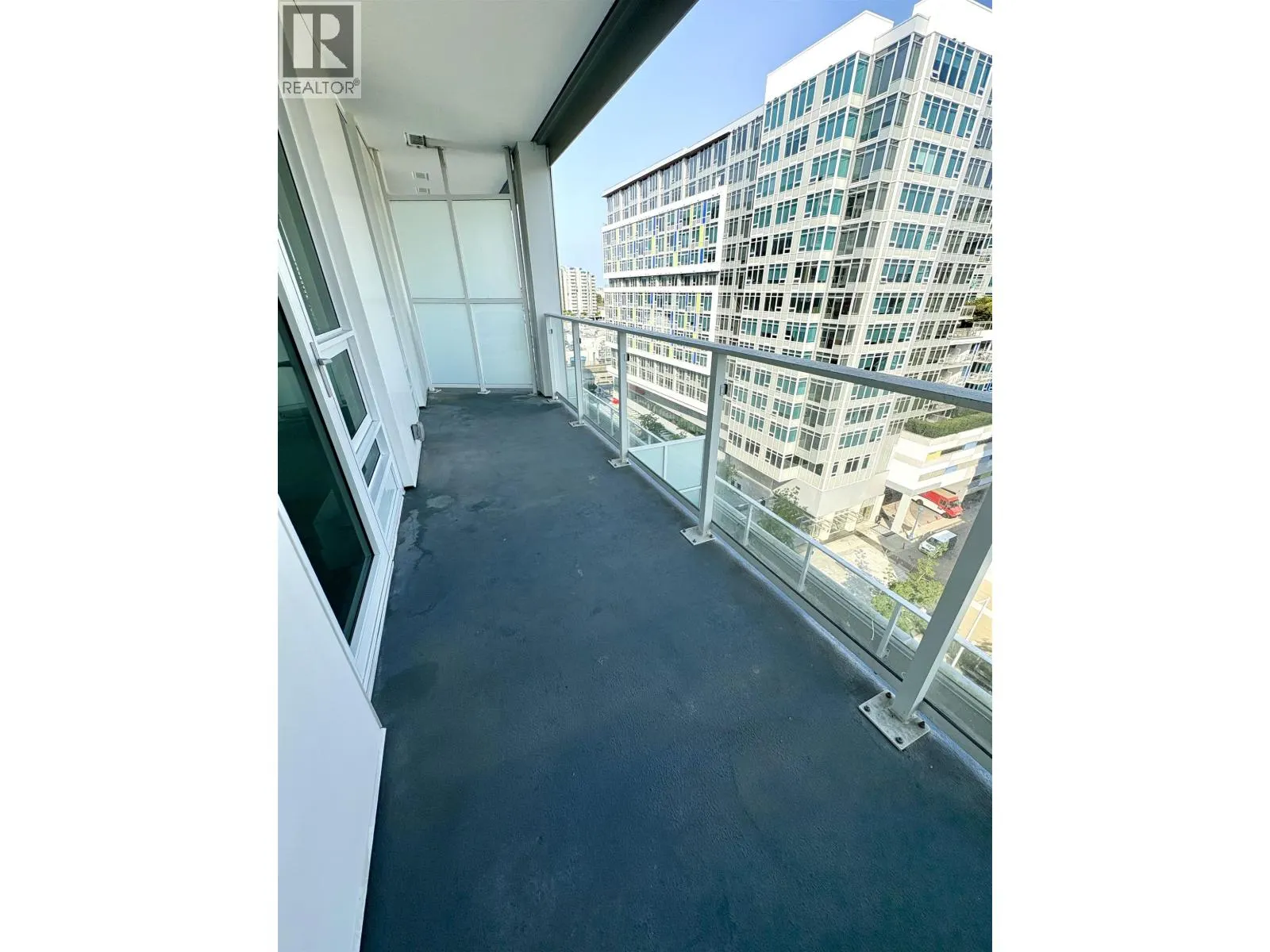 1004 6328 NO. 3 ROAD