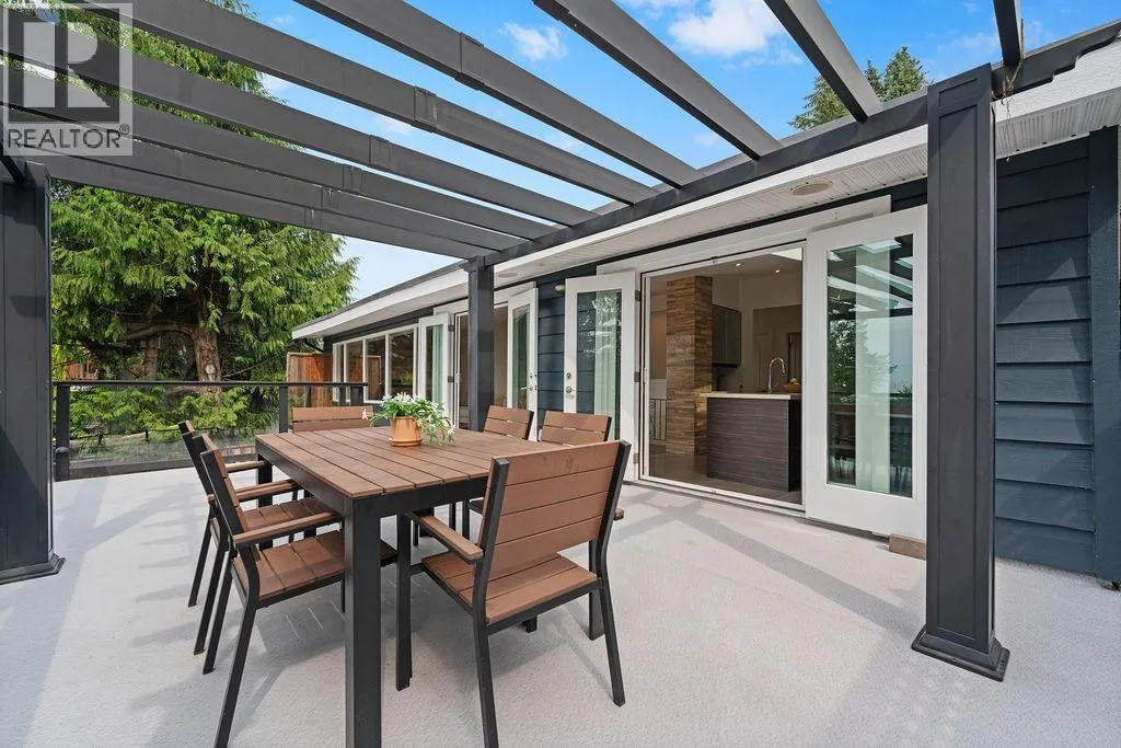 727 CRYSTAL COURT