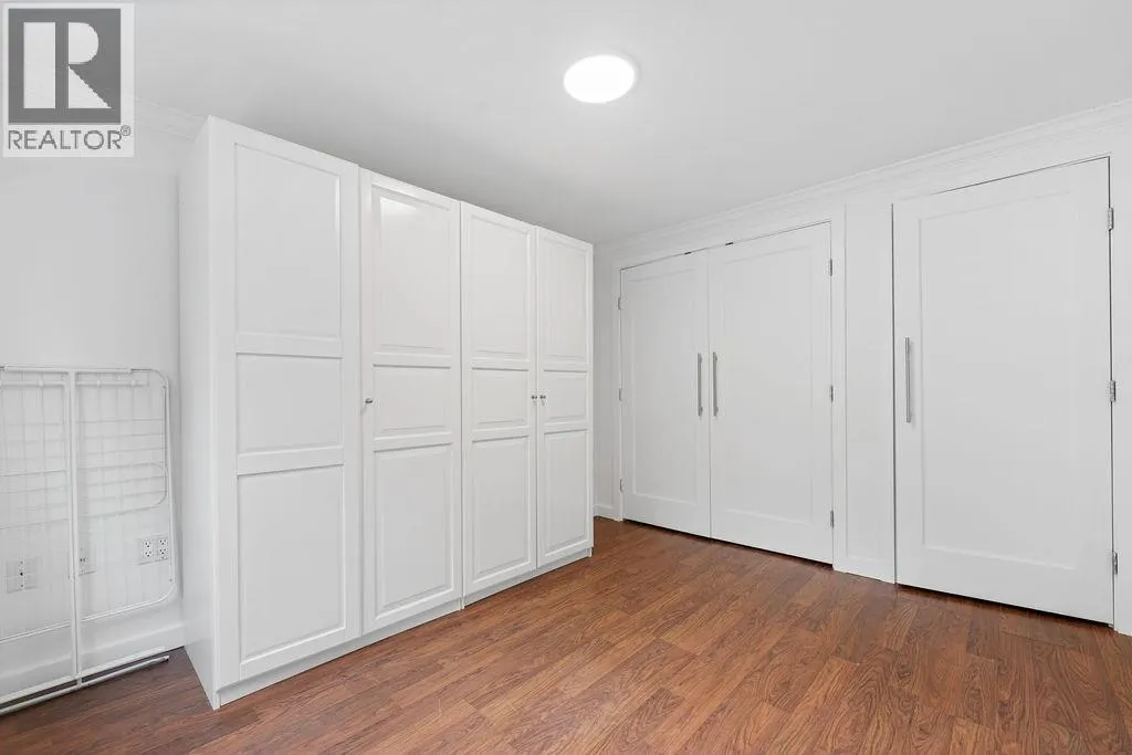 727 CRYSTAL COURT