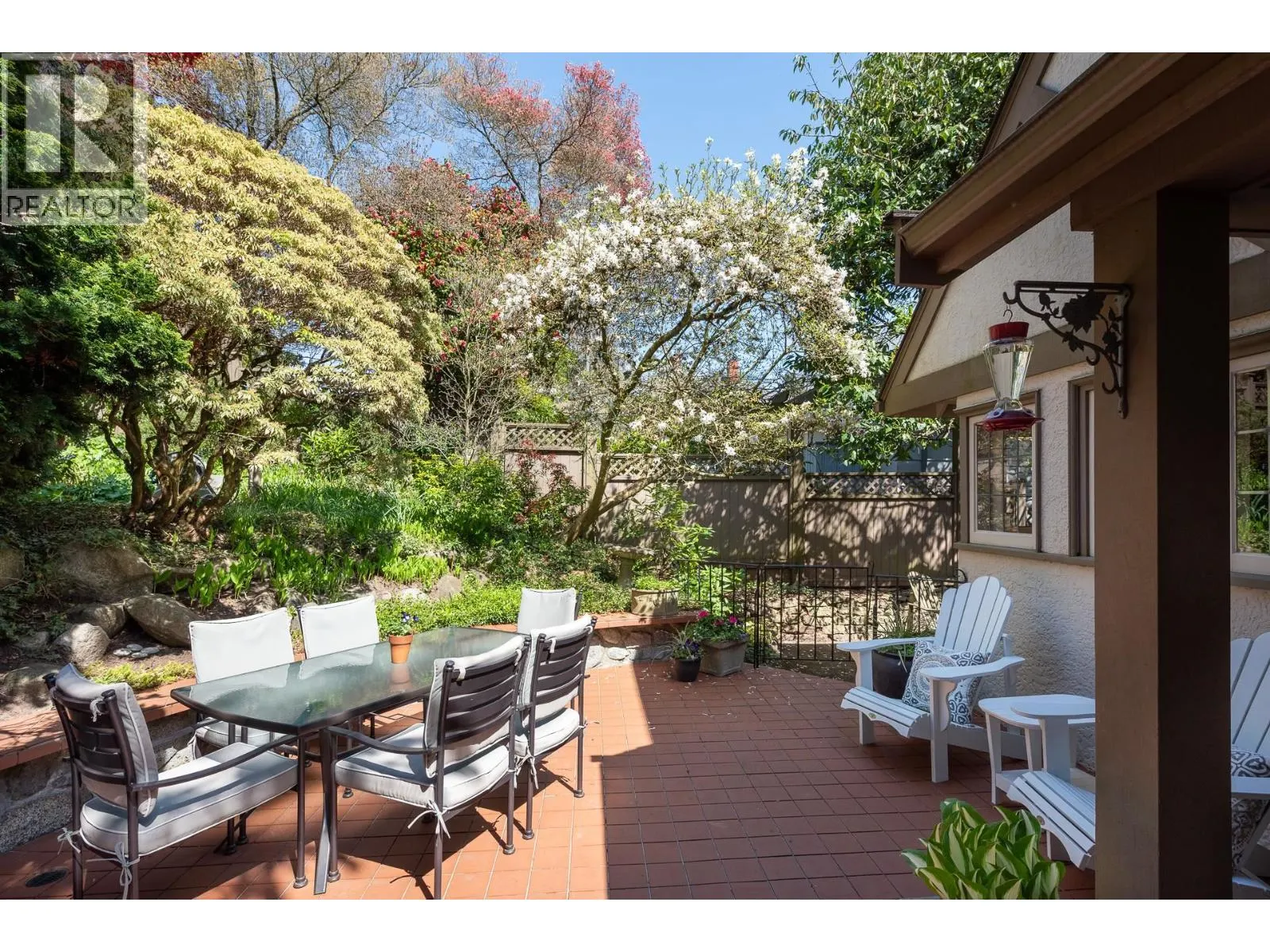 505 QUEENS AVENUE