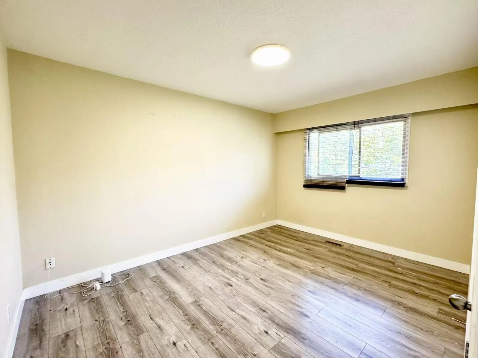 UPPER-34xxx GEORGE FERGUSON WAY