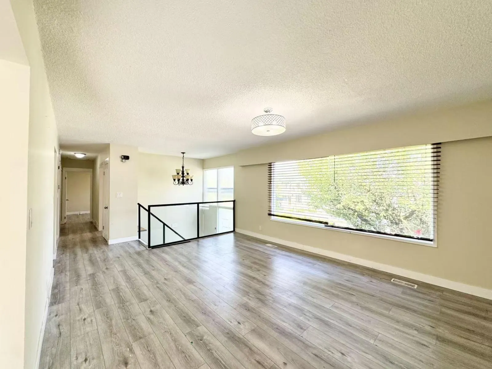 UPPER-34xxx GEORGE FERGUSON WAY