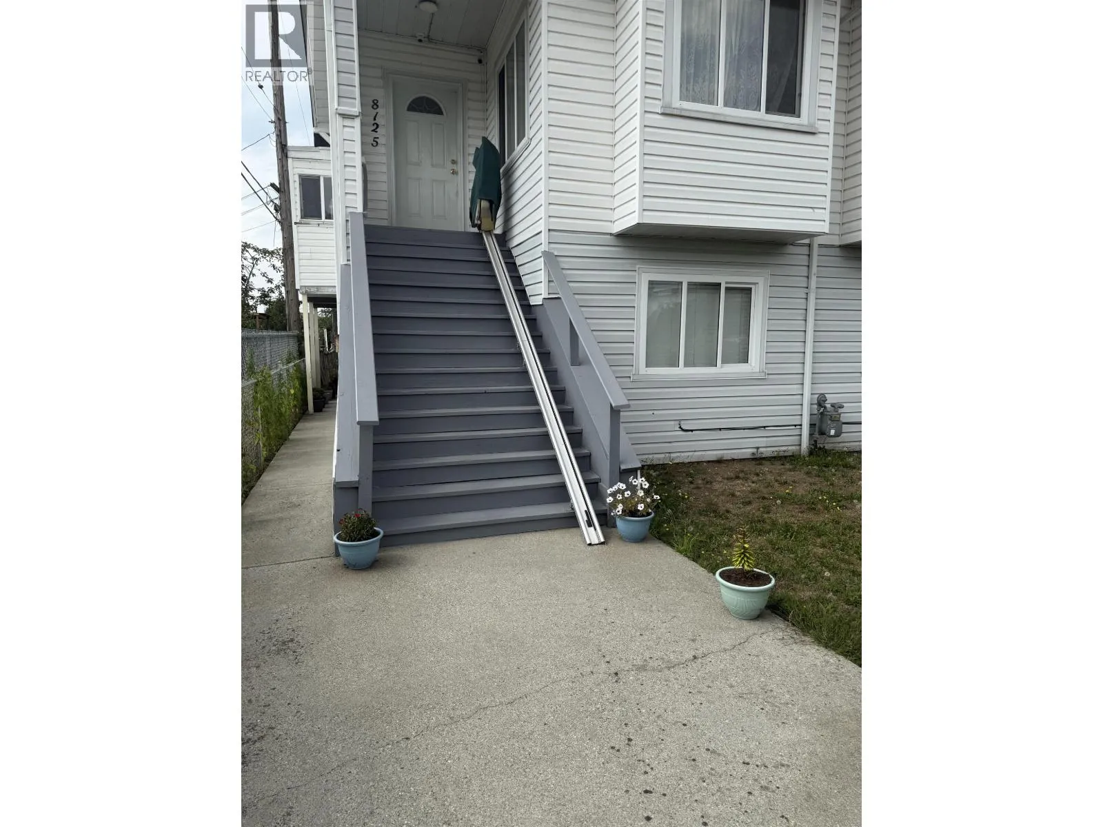 8125 ST. GEORGE STREET