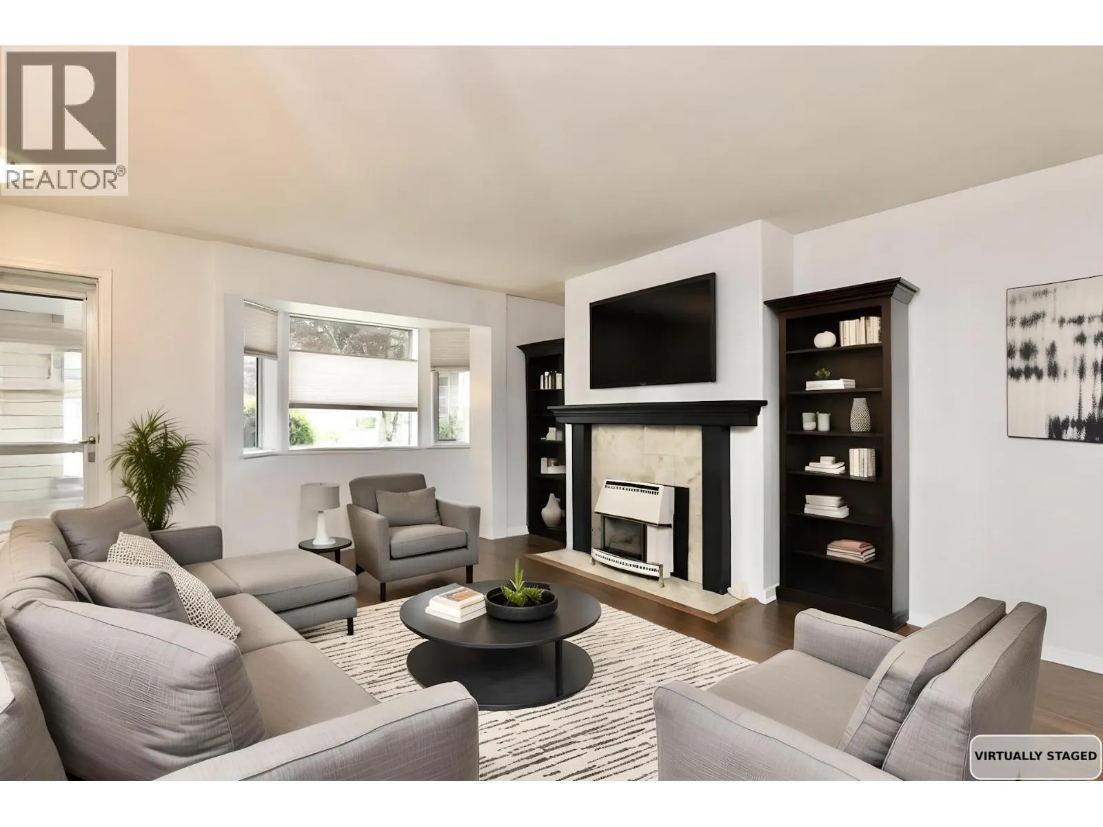 8 22308 124 AVENUE