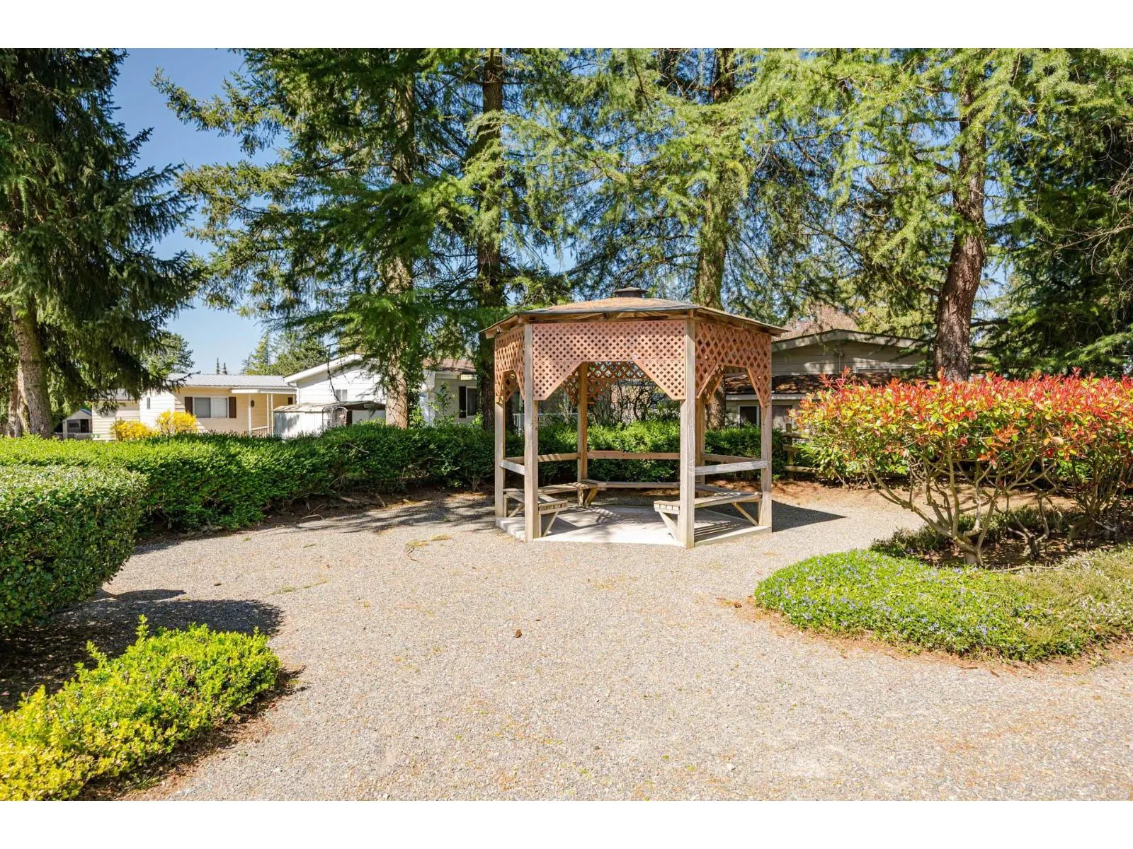 9 24330 FRASER HIGHWAY