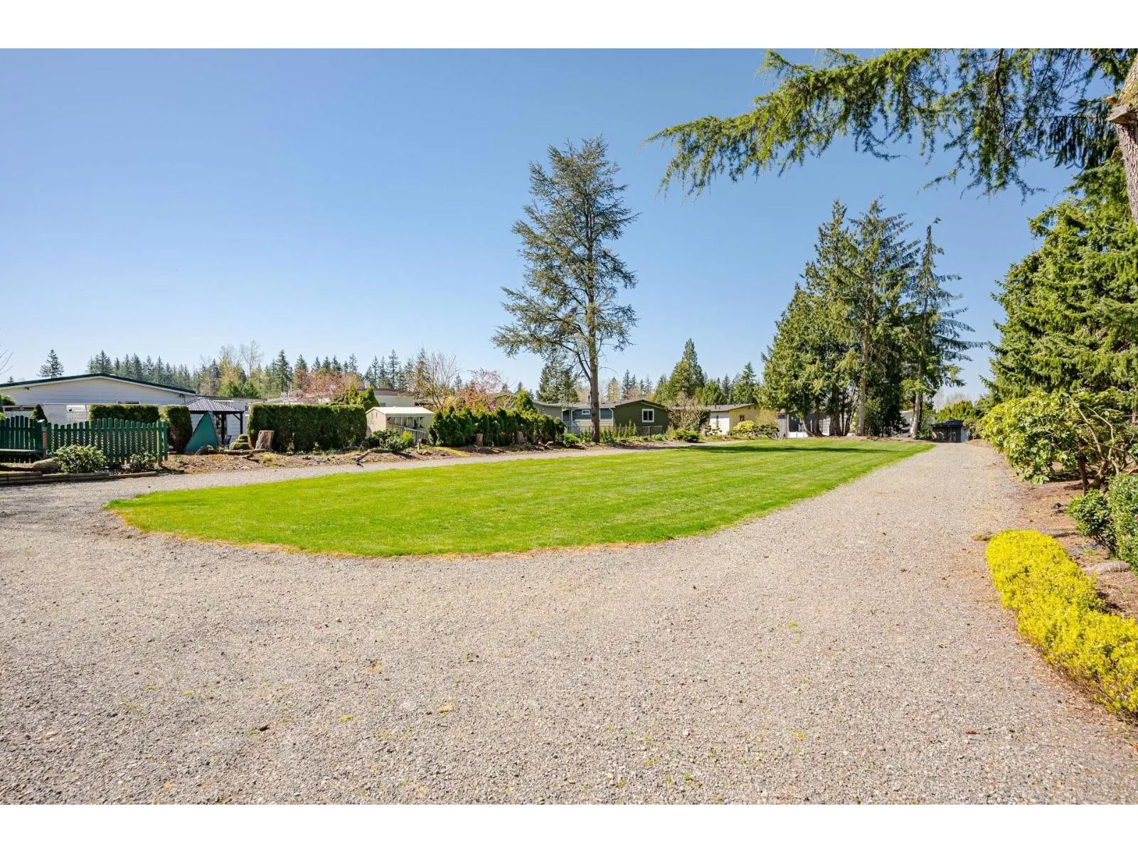 9 24330 FRASER HIGHWAY