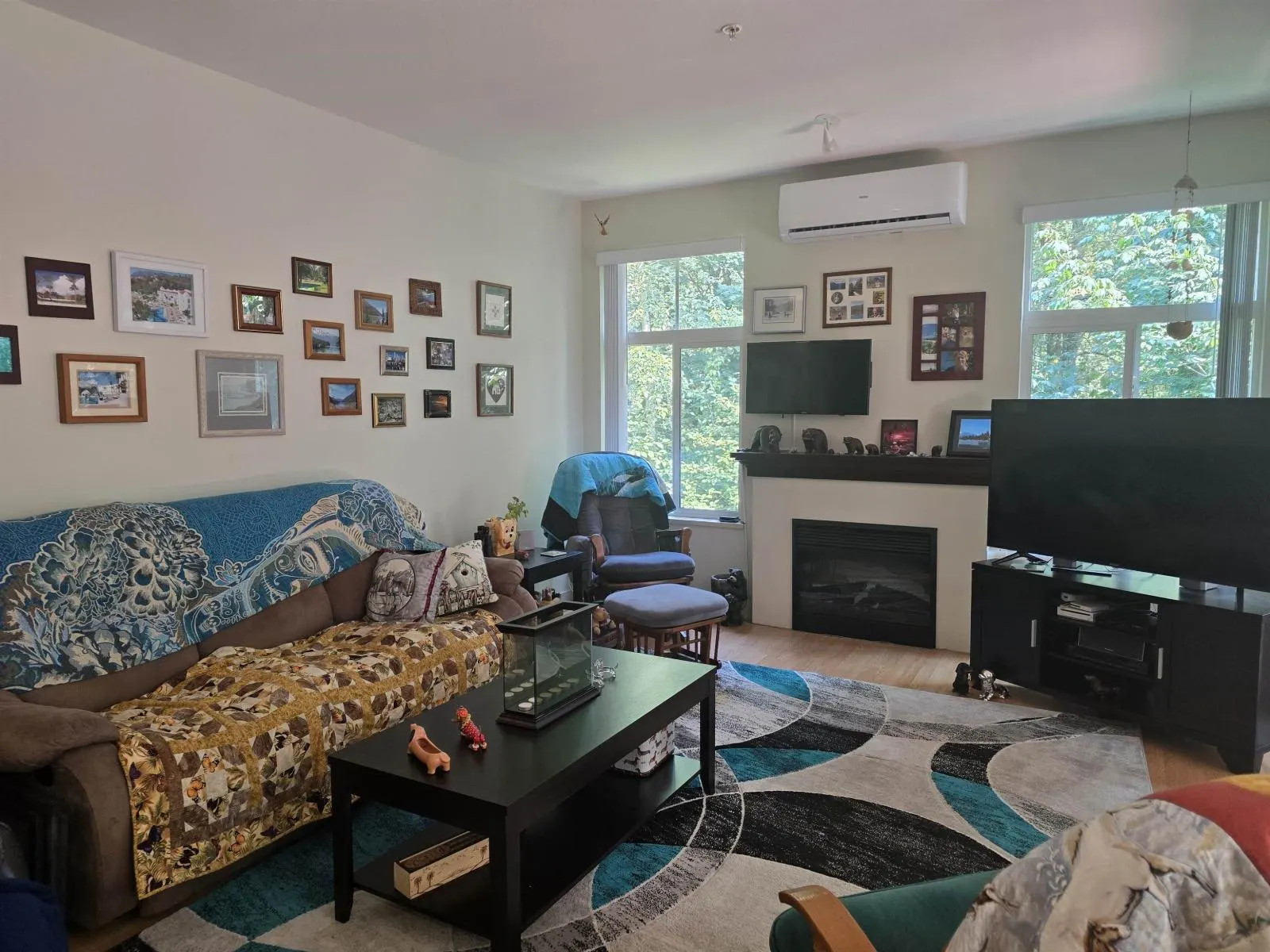 307 33328 E BOURQUIN CRESCENT