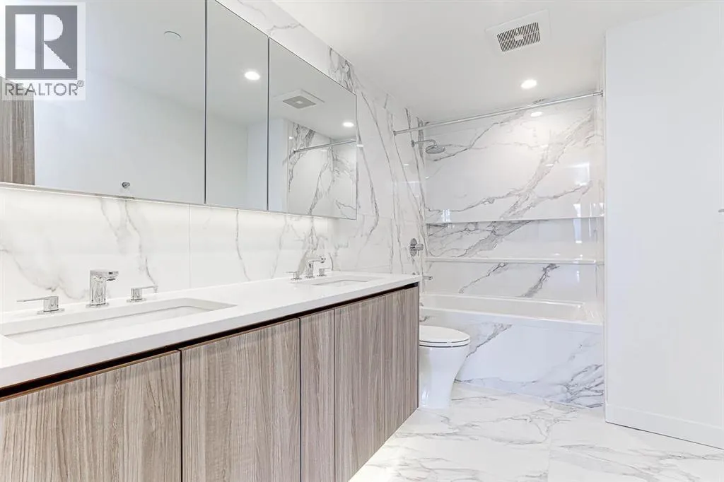3403 4880 LOUGHEED HIGHWAY