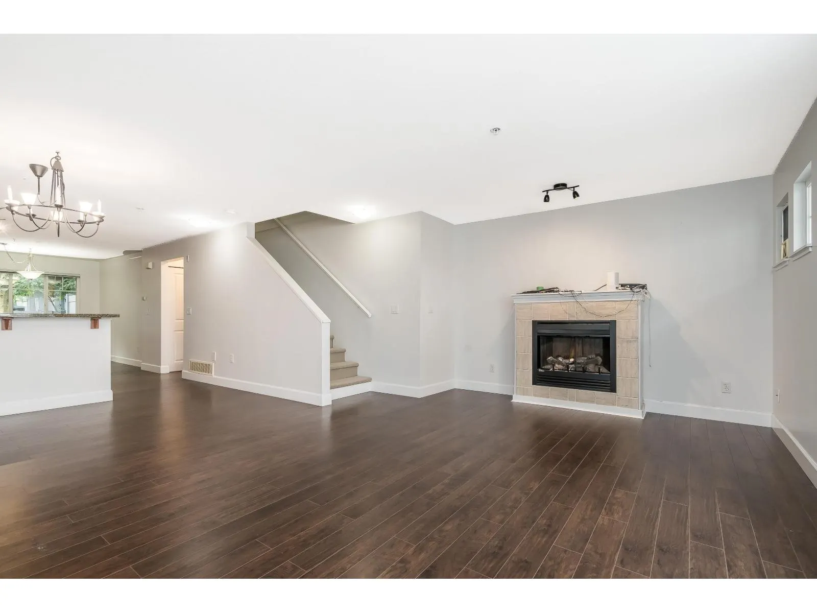 #77 12040 68 AVENUE