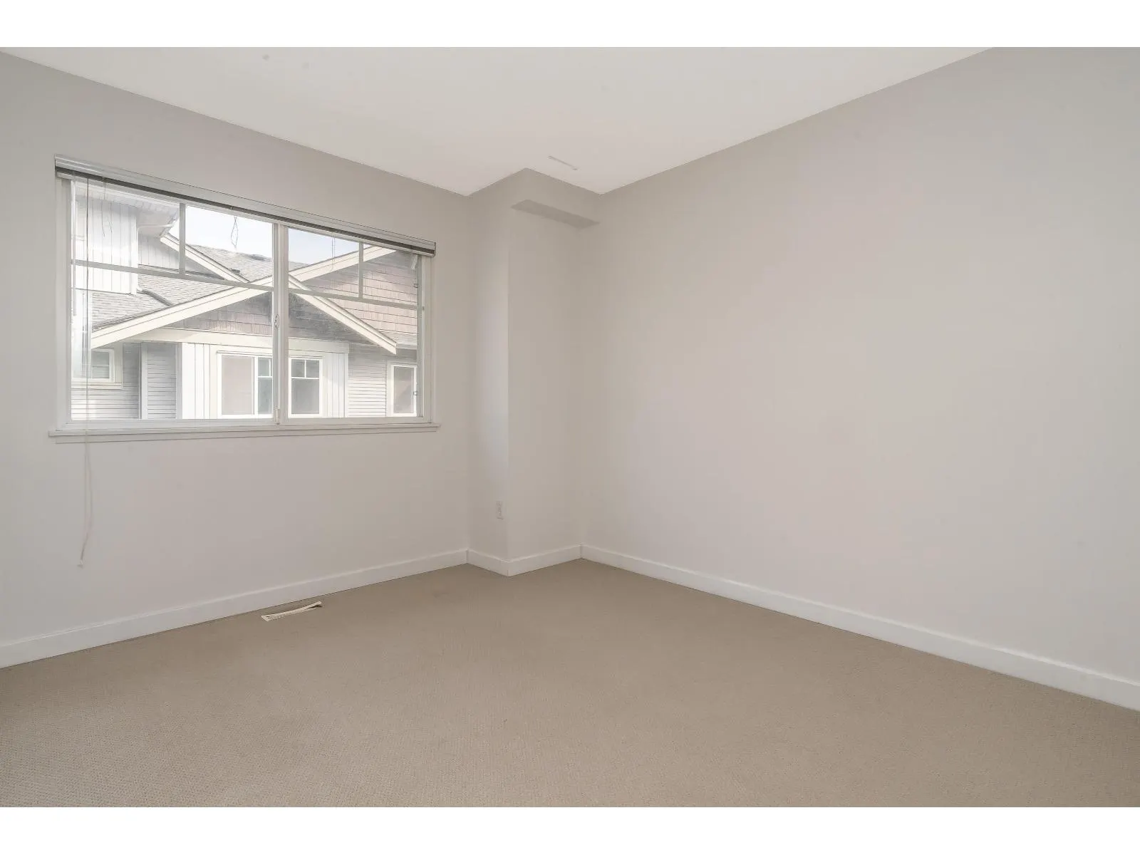 #77 12040 68 AVENUE