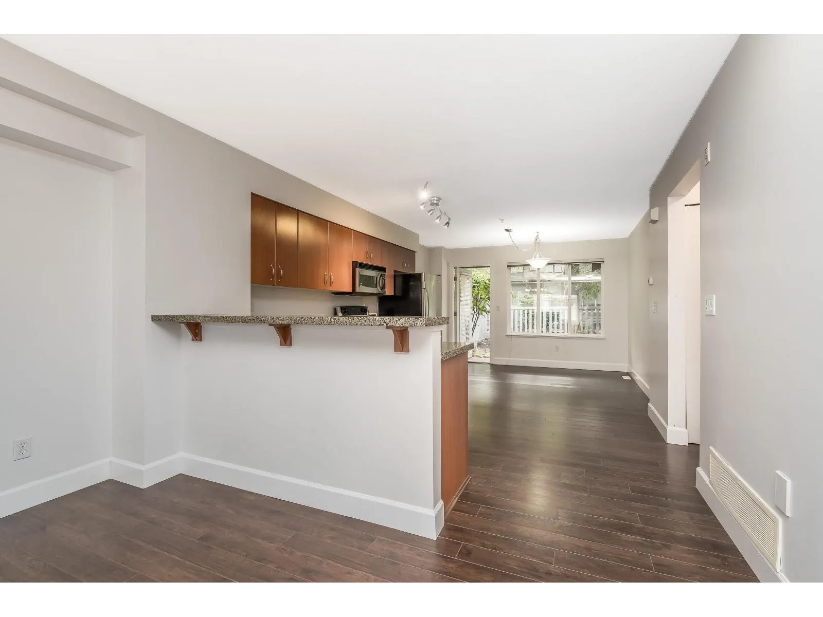#77 12040 68 AVENUE