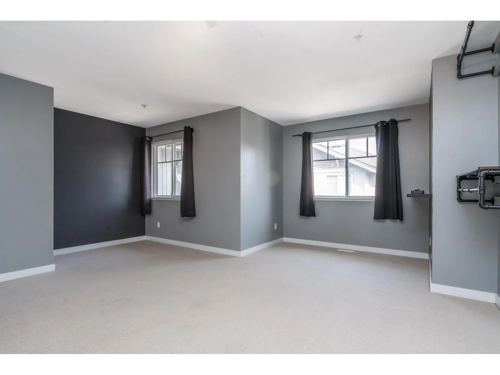 #77 12040 68 AVENUE