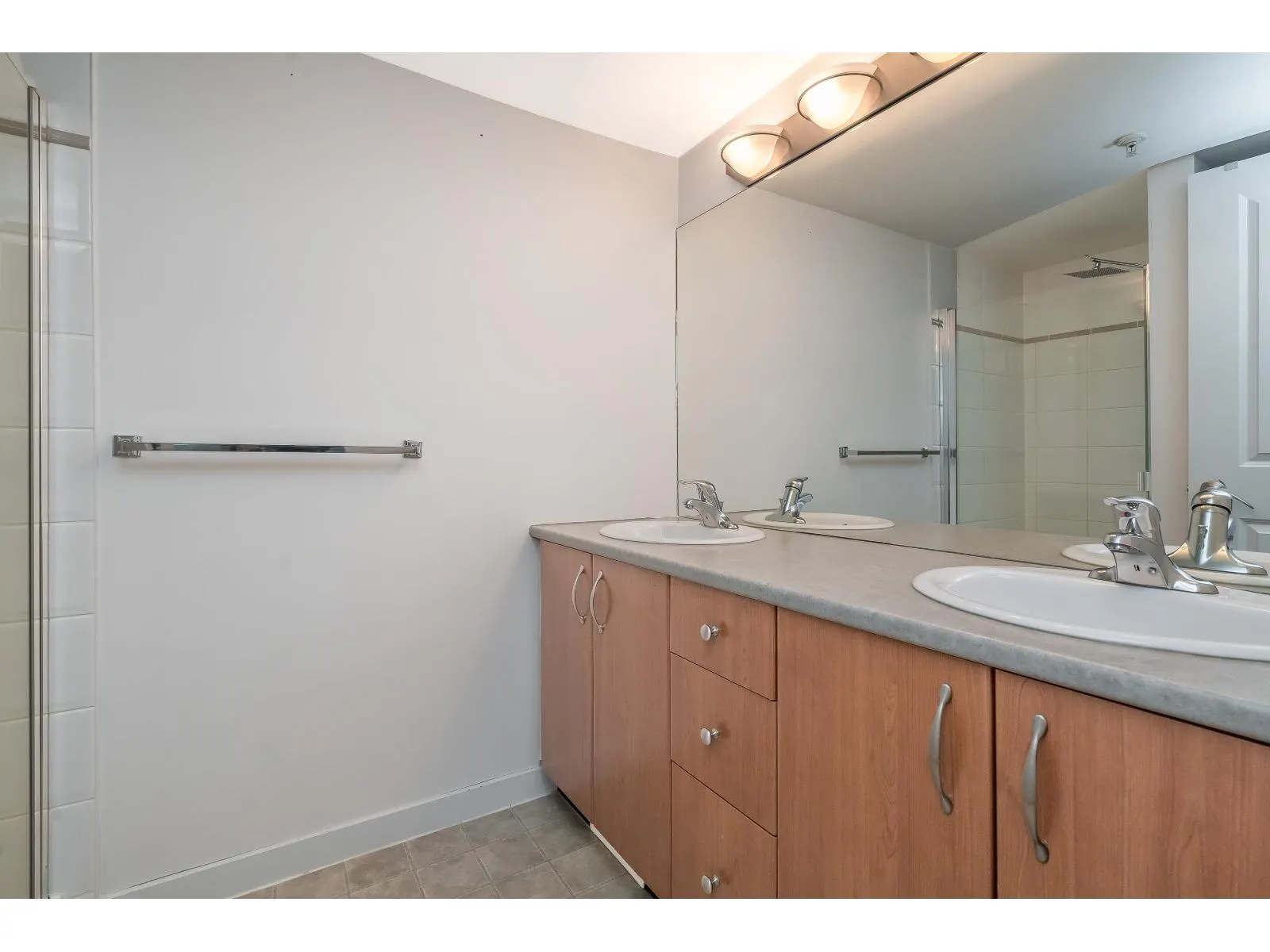 #77 12040 68 AVENUE