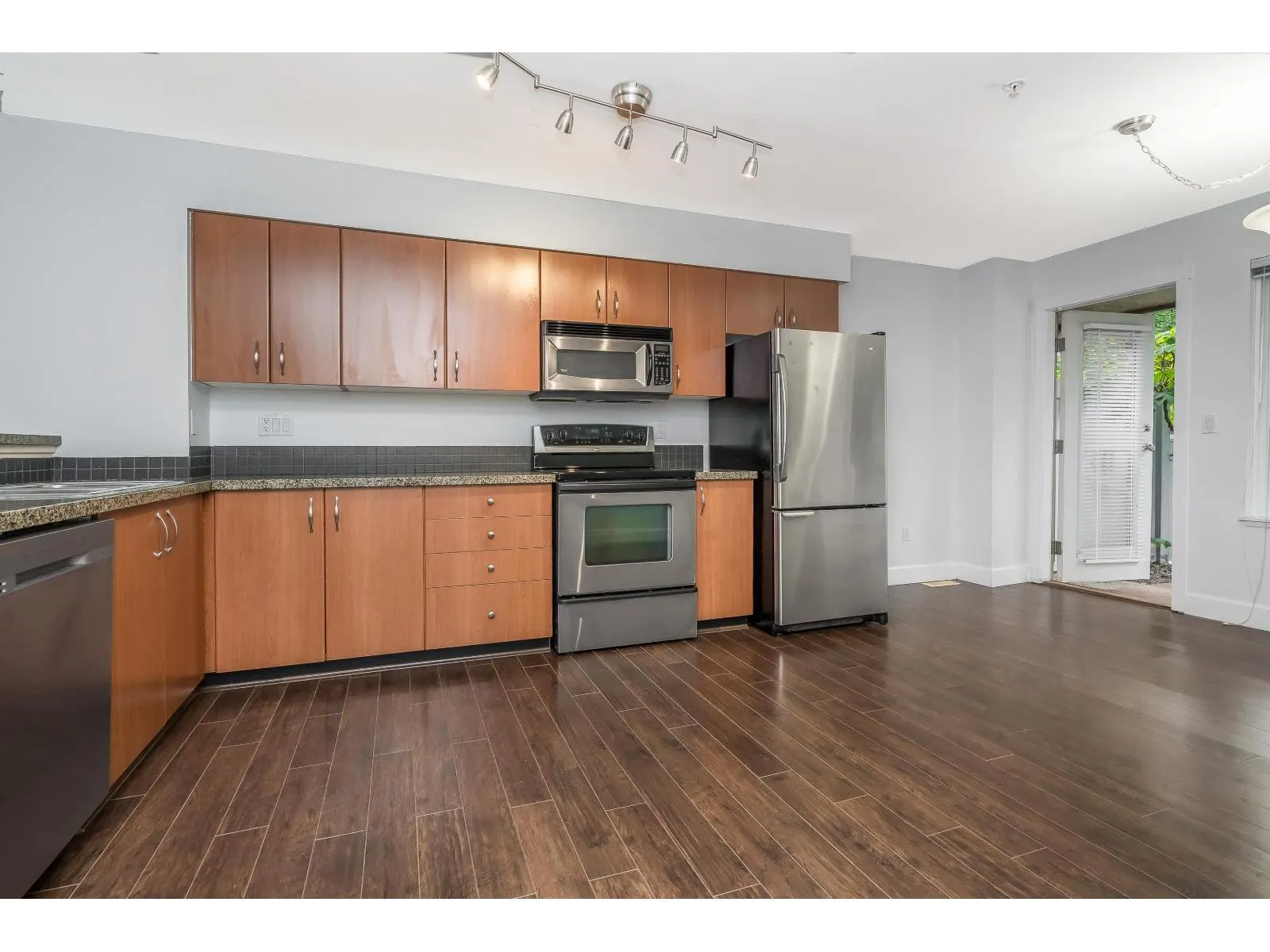 #77 12040 68 AVENUE