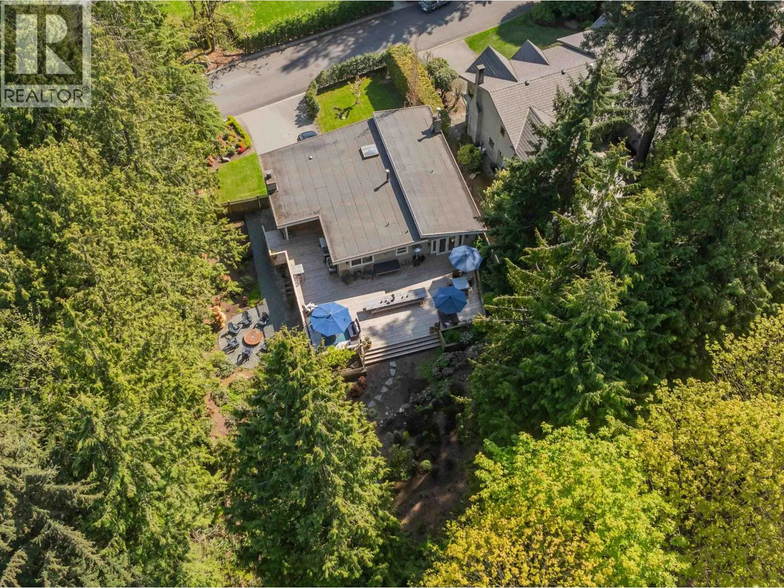 4445 STONE COURT