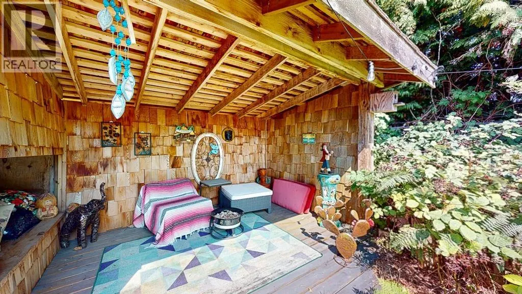 4868 BLUEGROUSE DRIVE