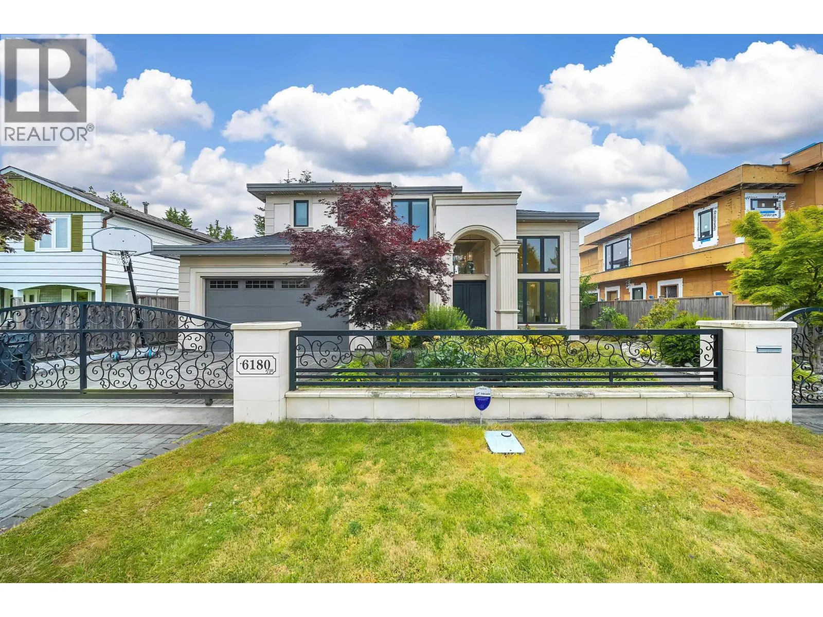 6180 KALAMALKA CRESCENT