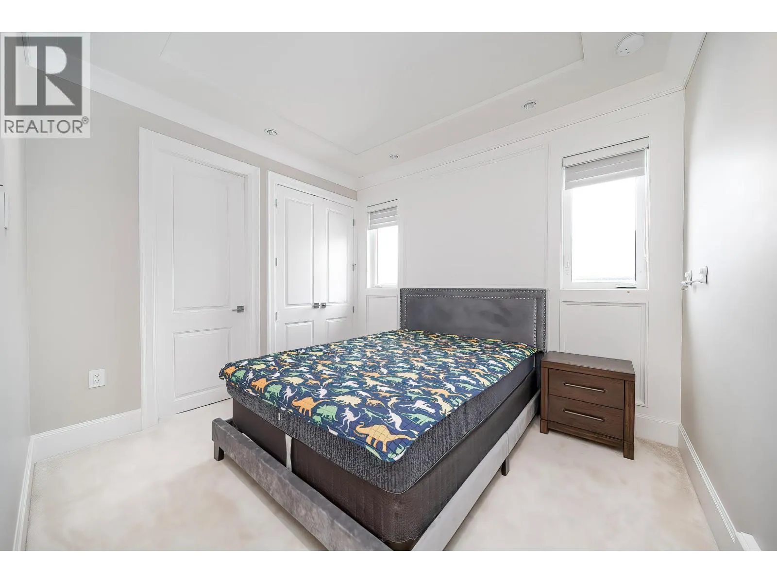6180 KALAMALKA CRESCENT