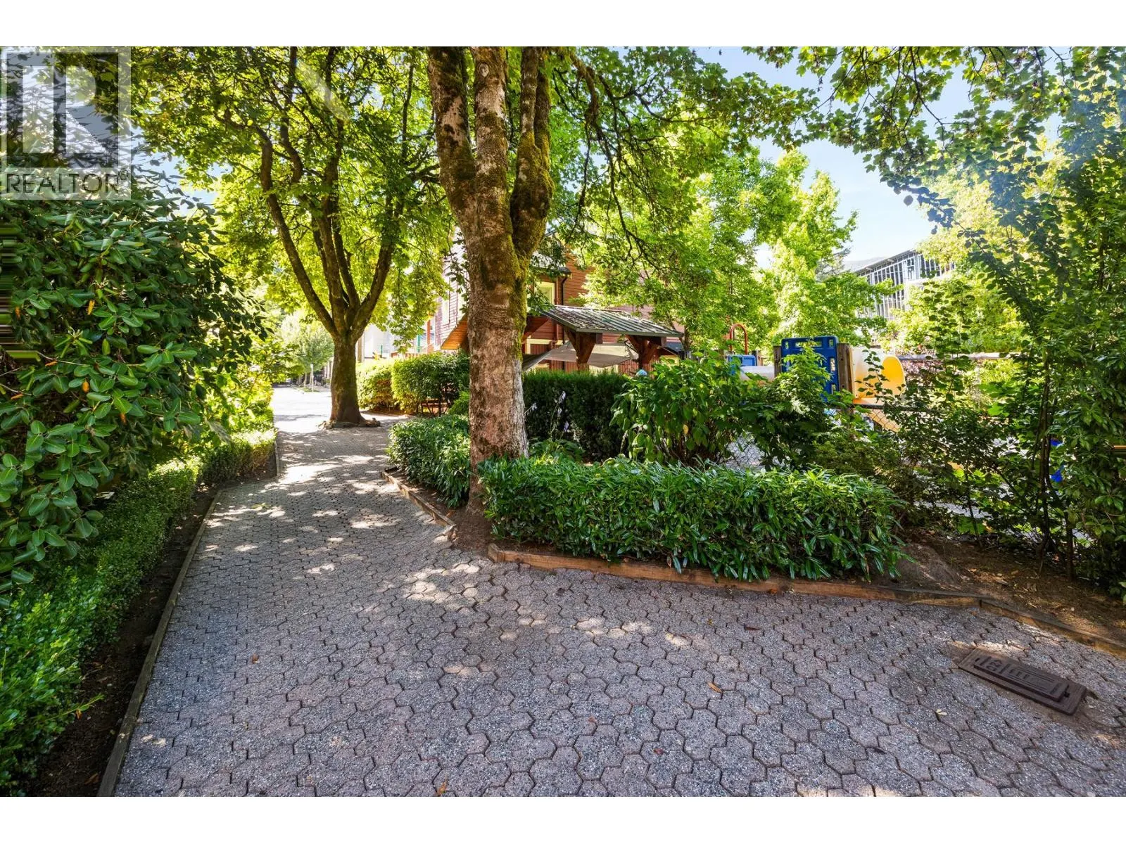 3182 MOUNTAIN HIGHWAY