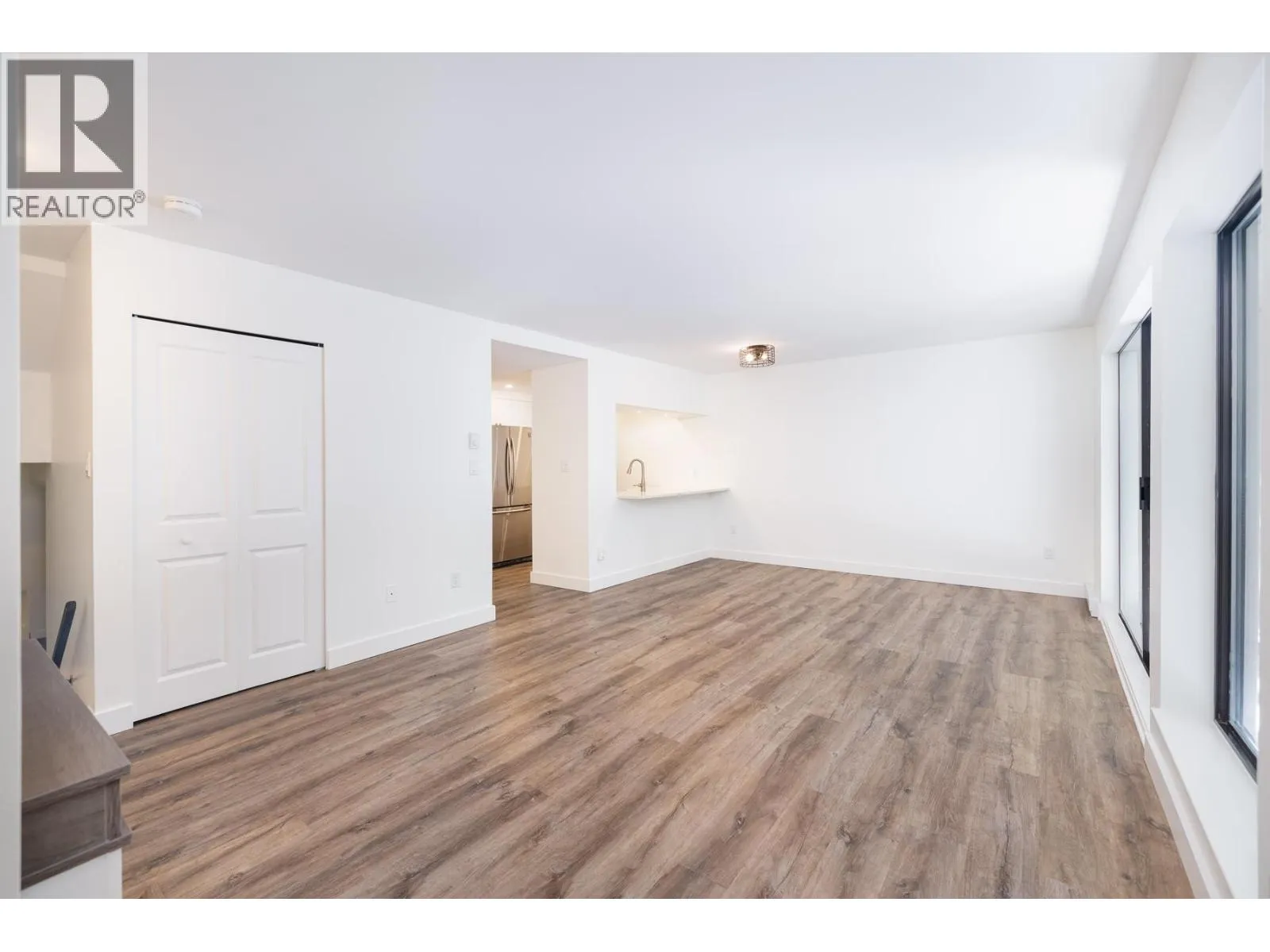 3182 MOUNTAIN HIGHWAY