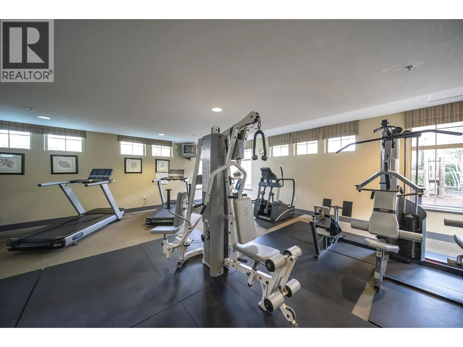 5403 5111 GARDEN CITY ROAD