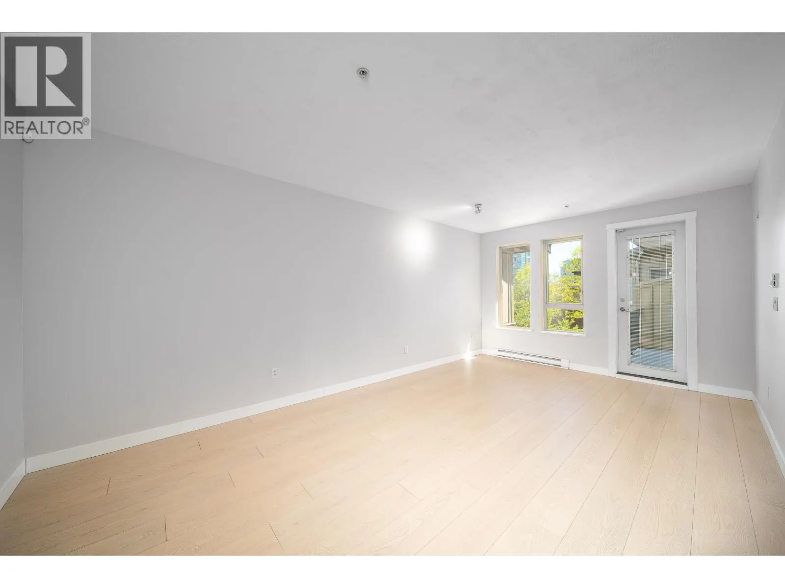 5403 5111 GARDEN CITY ROAD