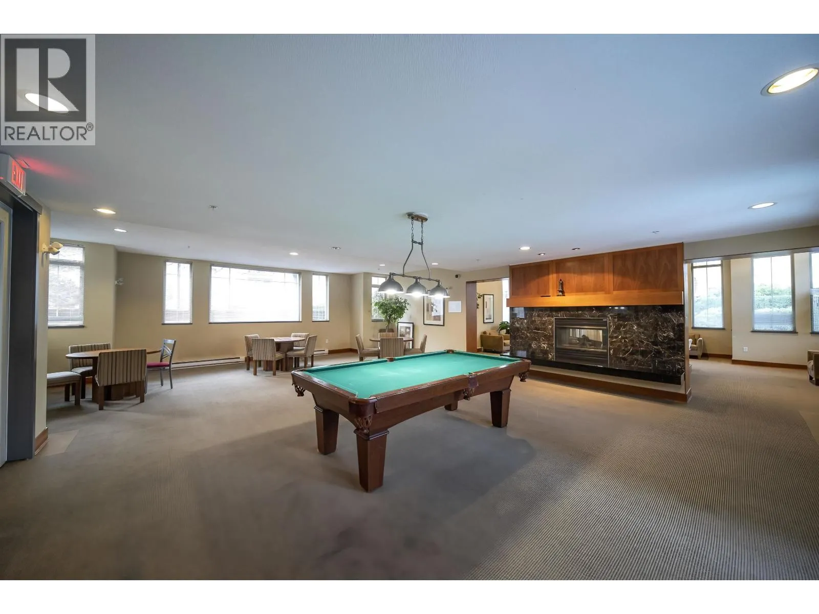 5403 5111 GARDEN CITY ROAD