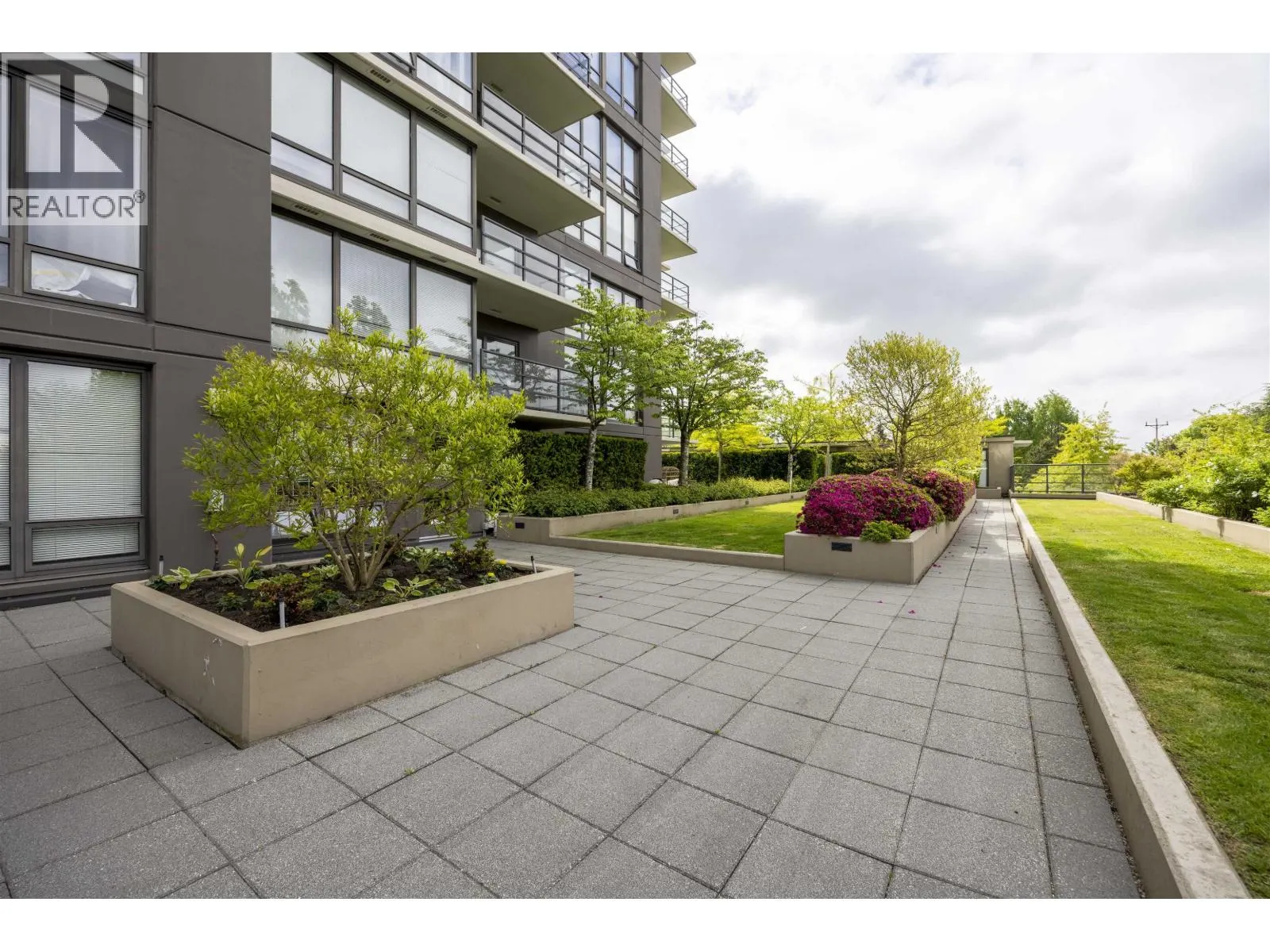 1203 9188 COOK ROAD