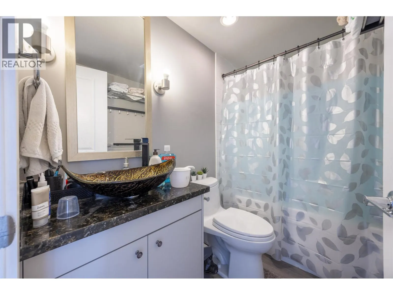 1203 9188 COOK ROAD