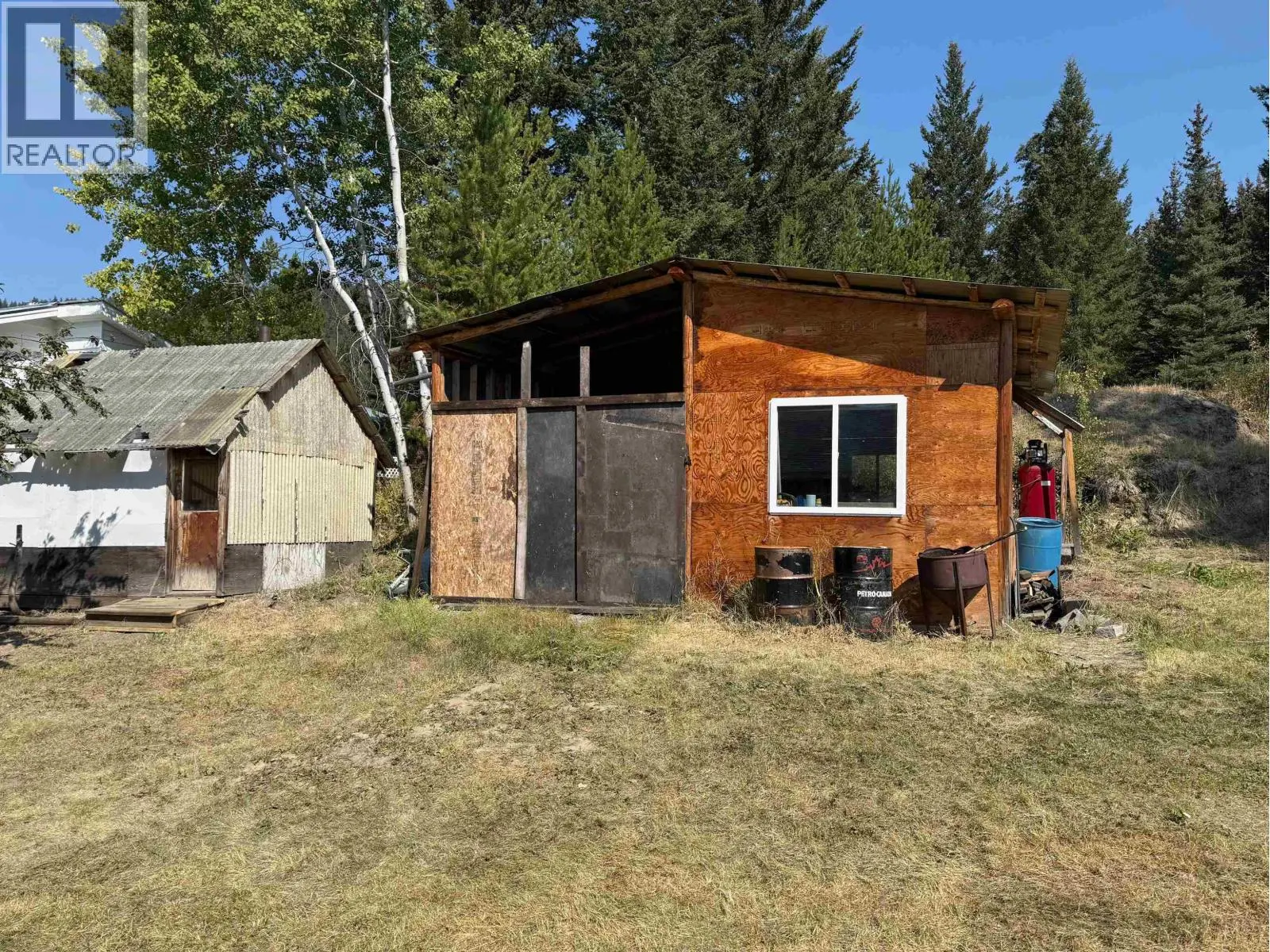 5869 HORSE LAKE ROAD