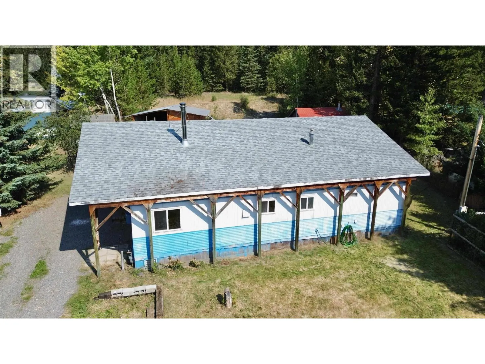 5869 HORSE LAKE ROAD
