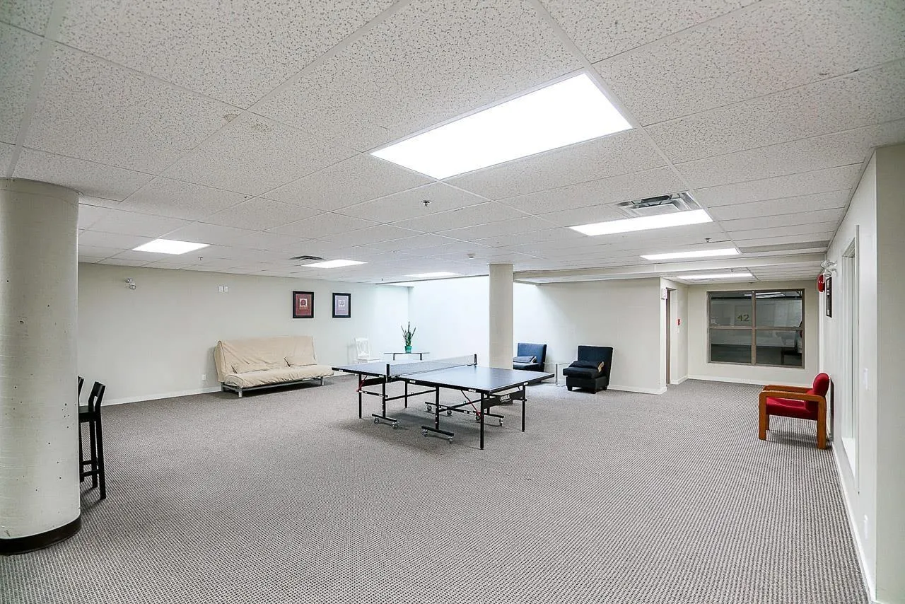205 10455 UNIVERSITY DRIVE