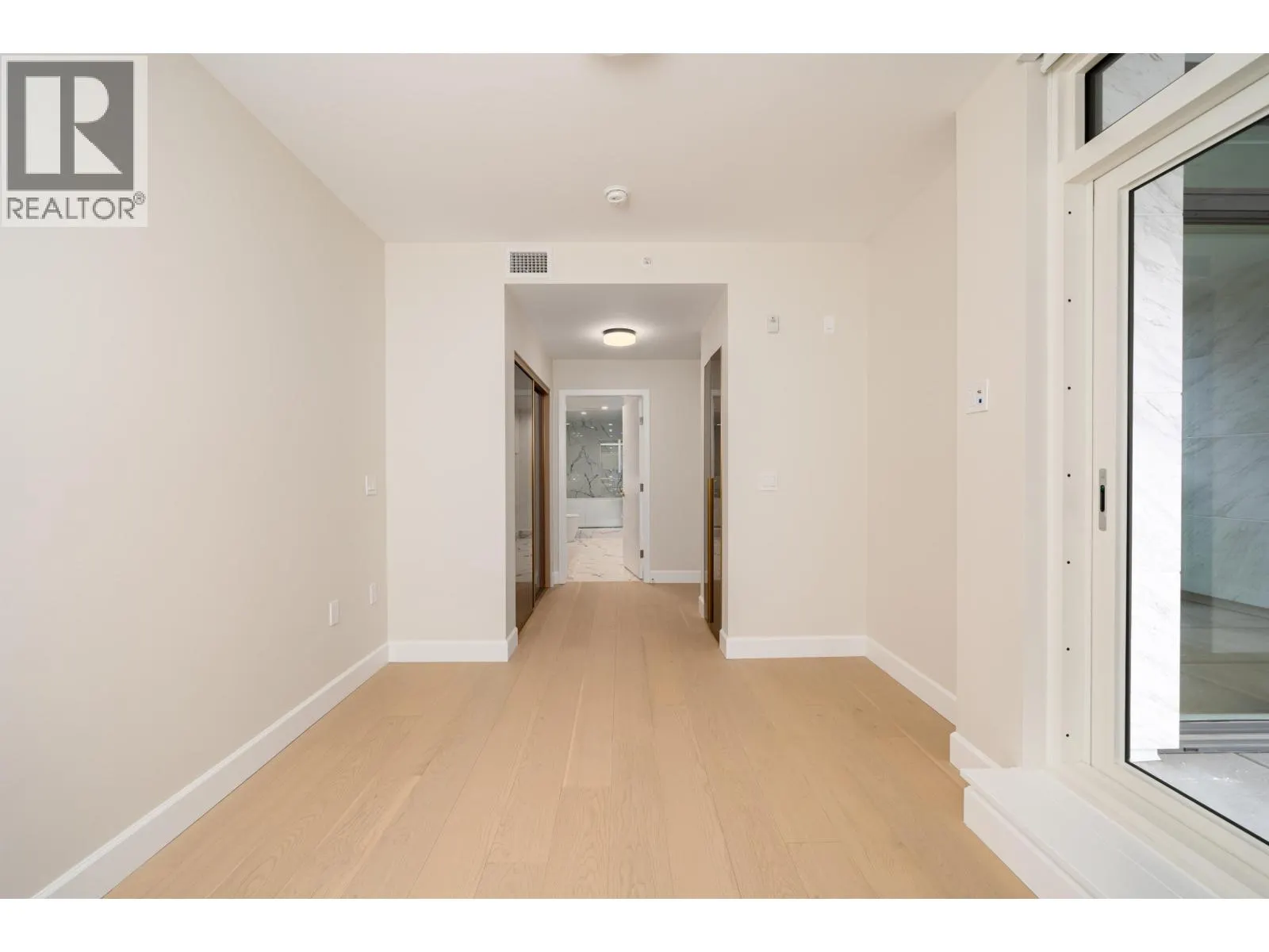 303 3668 W 10TH AVENUE
