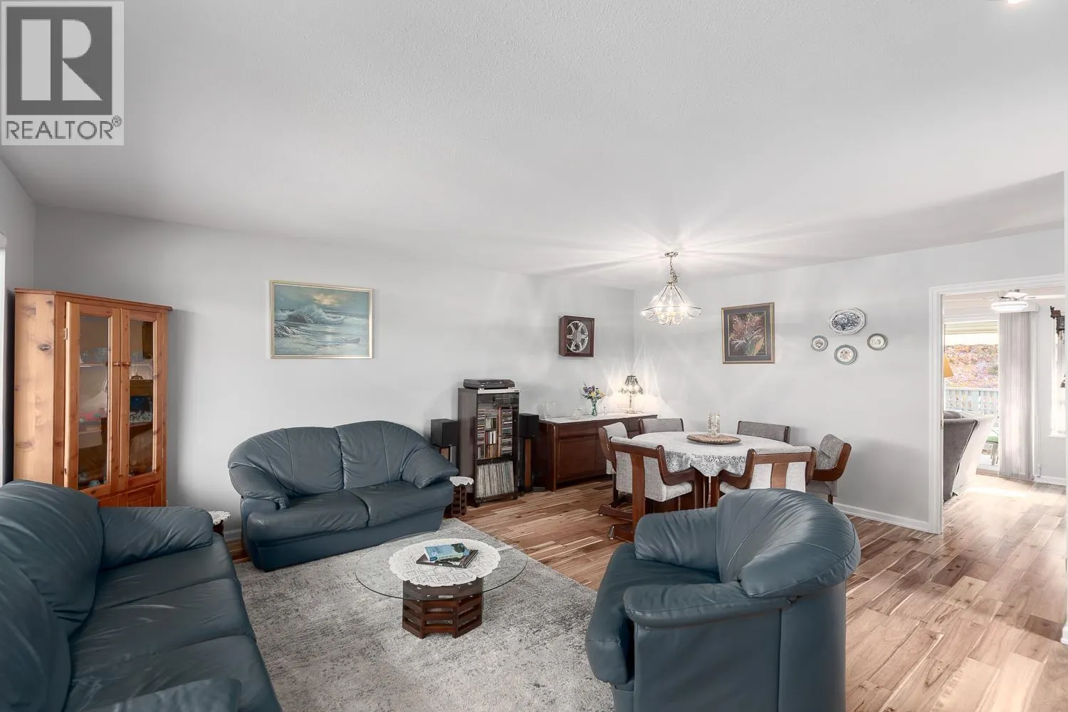 5 3634 GARIBALDI DRIVE