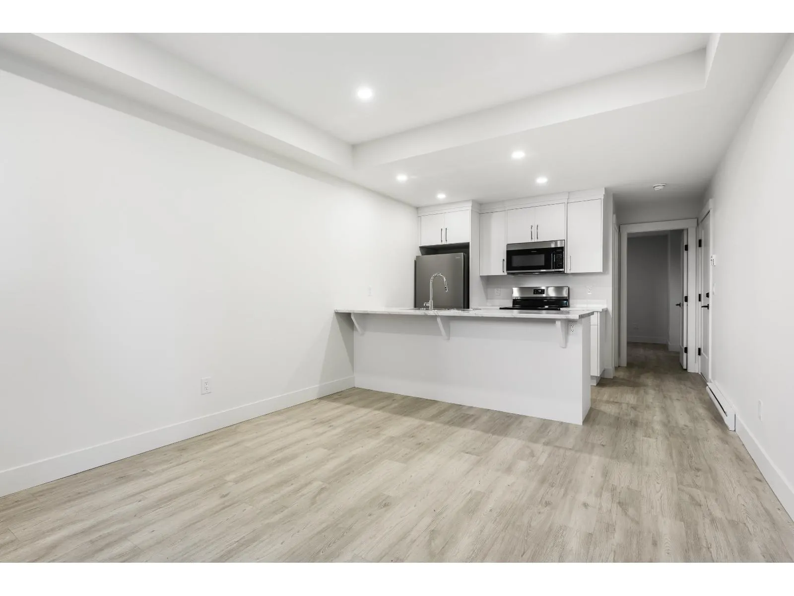 5504 MACLACHLAN PLACE|Promontory