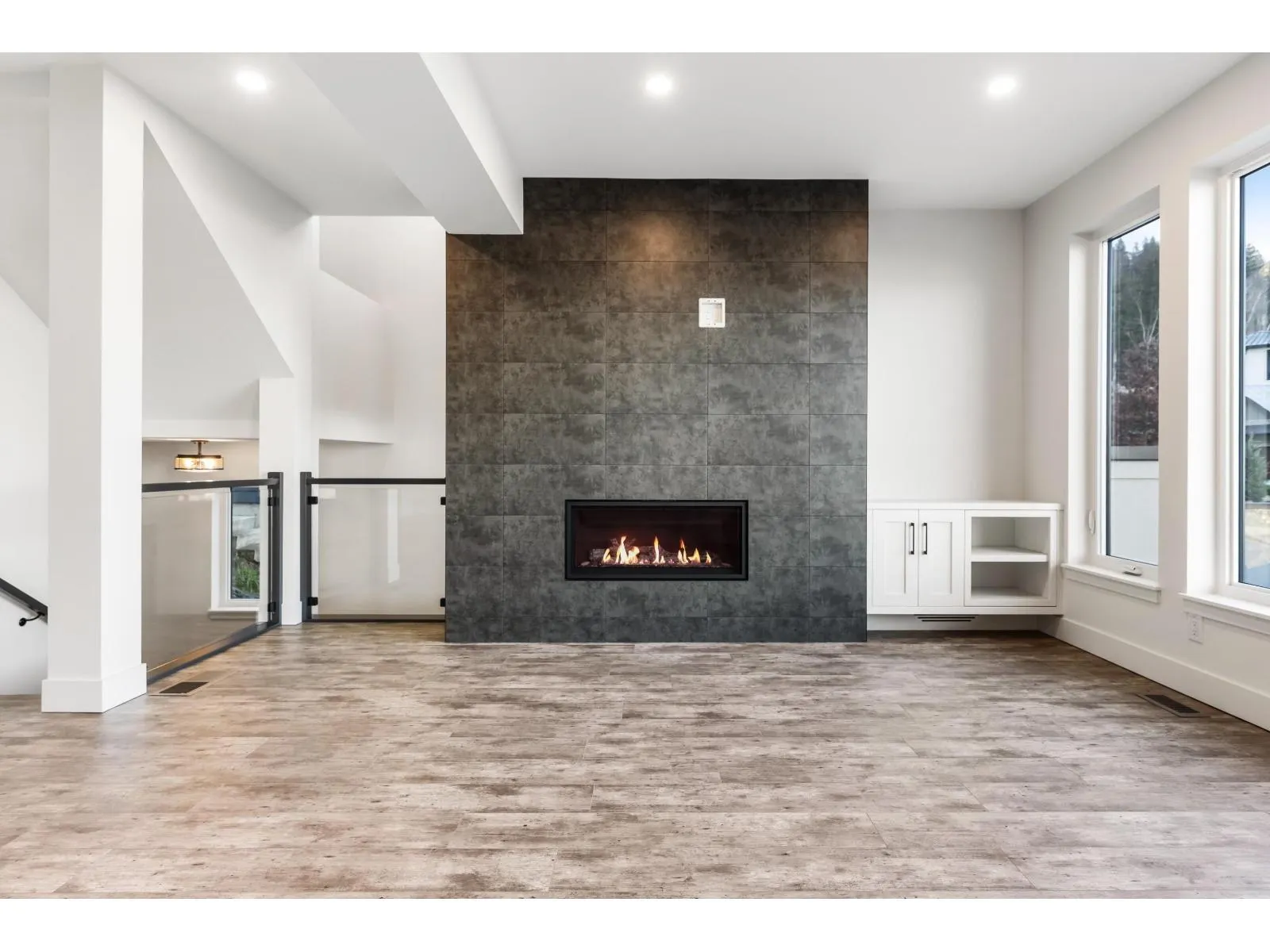 5504 MACLACHLAN PLACE|Promontory