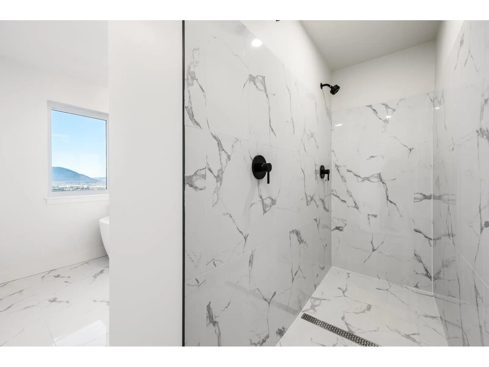 5504 MACLACHLAN PLACE|Promontory