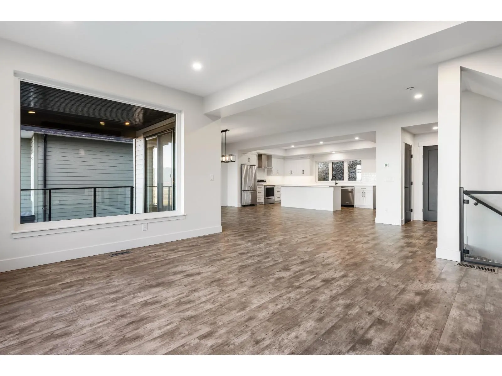 5504 MACLACHLAN PLACE|Promontory
