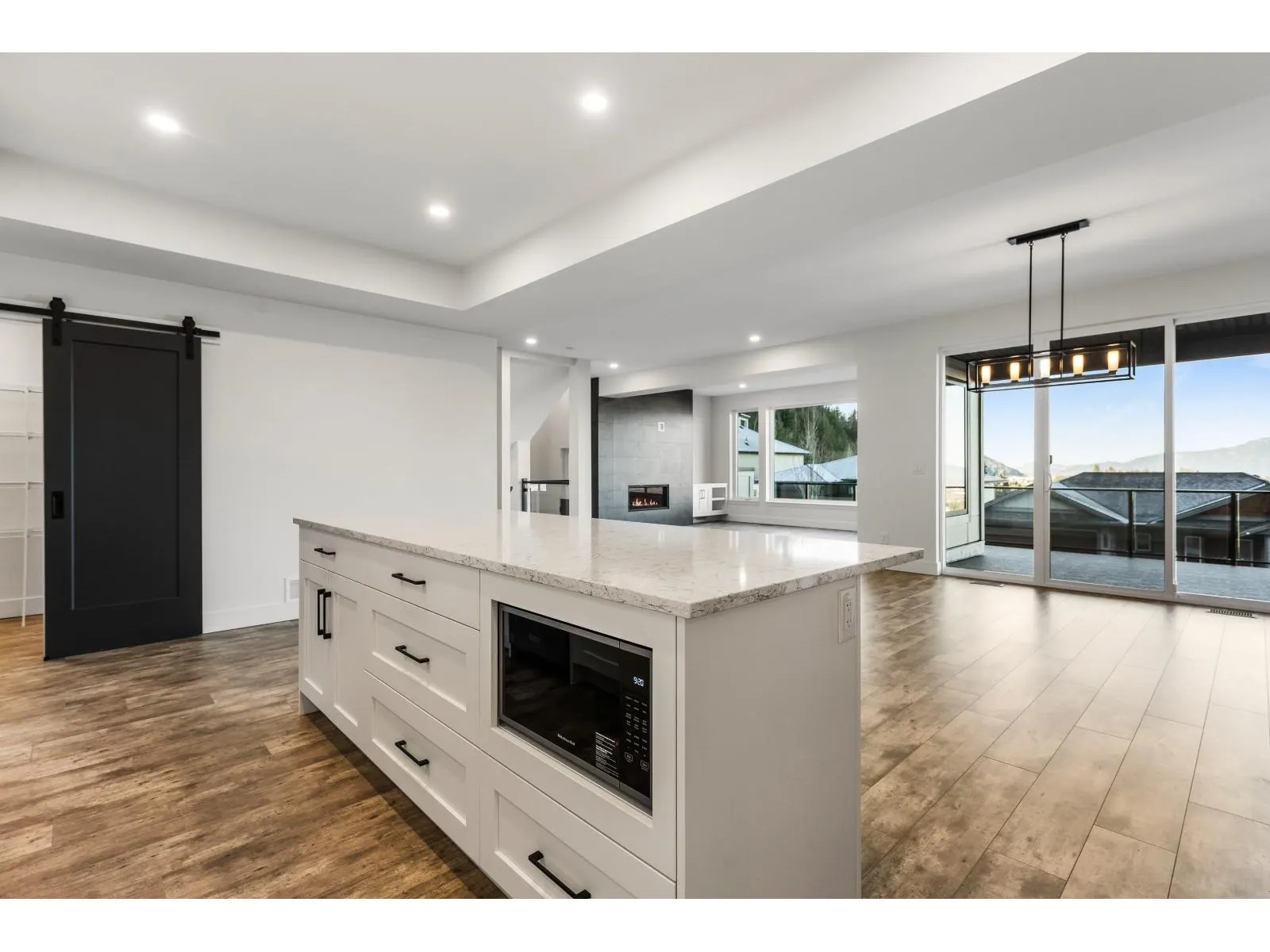 5504 MACLACHLAN PLACE|Promontory