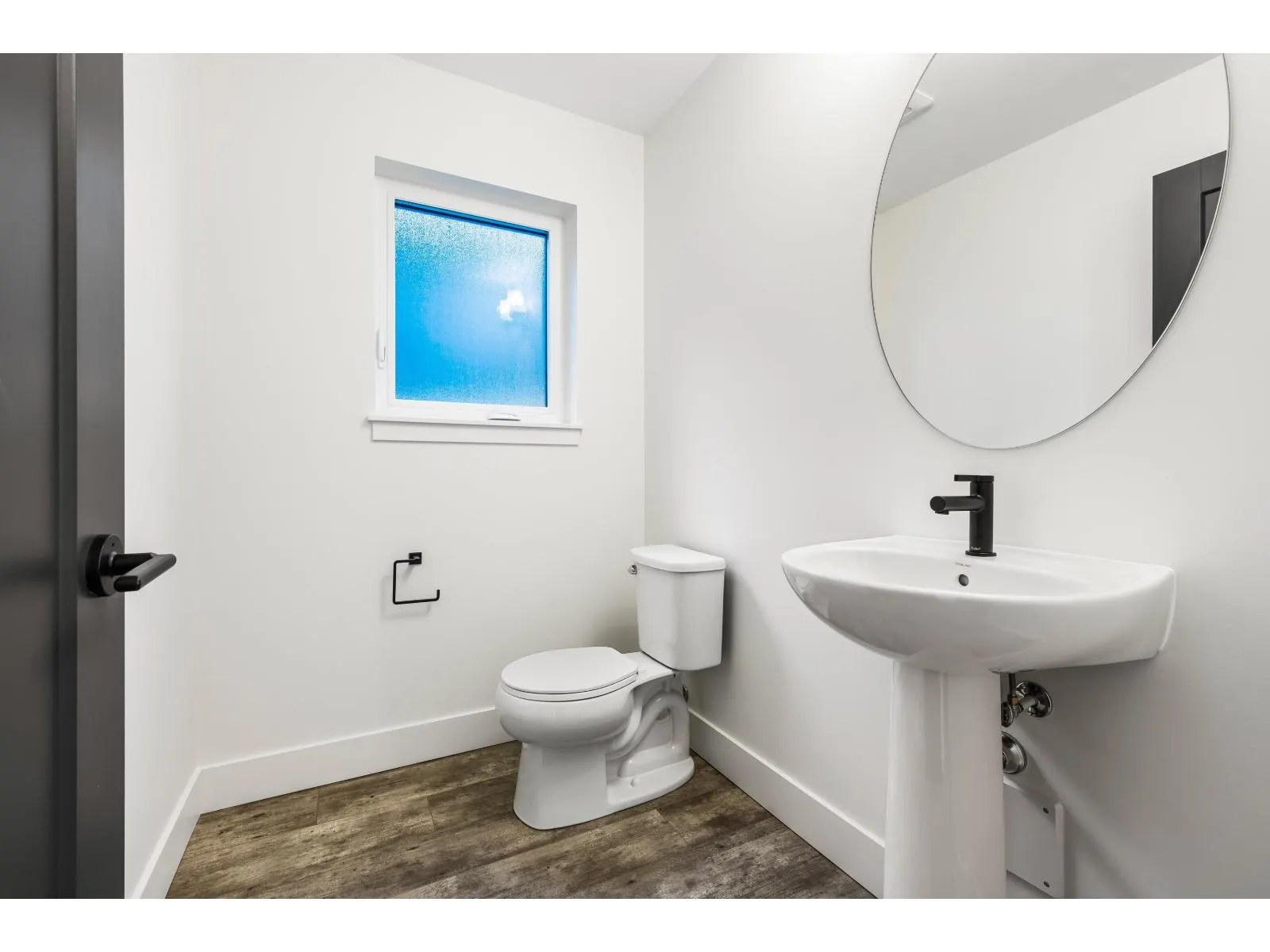 5504 MACLACHLAN PLACE|Promontory