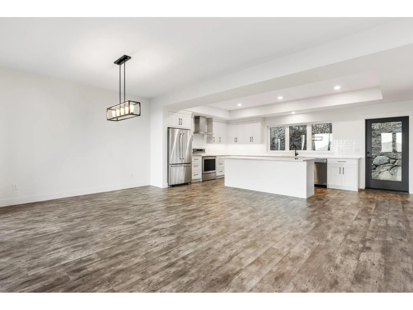 5504 MACLACHLAN PLACE|Promontory