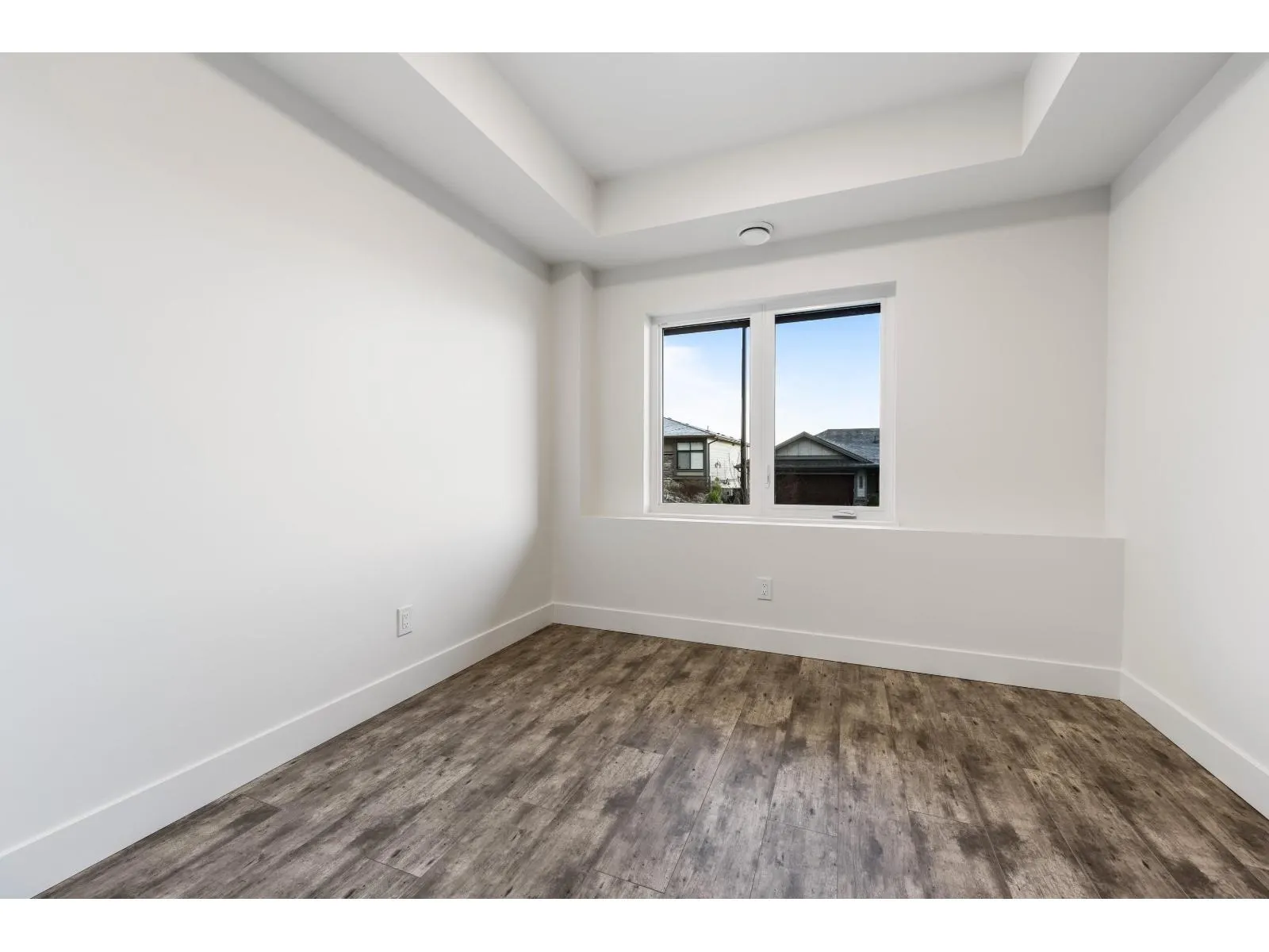 5504 MACLACHLAN PLACE|Promontory