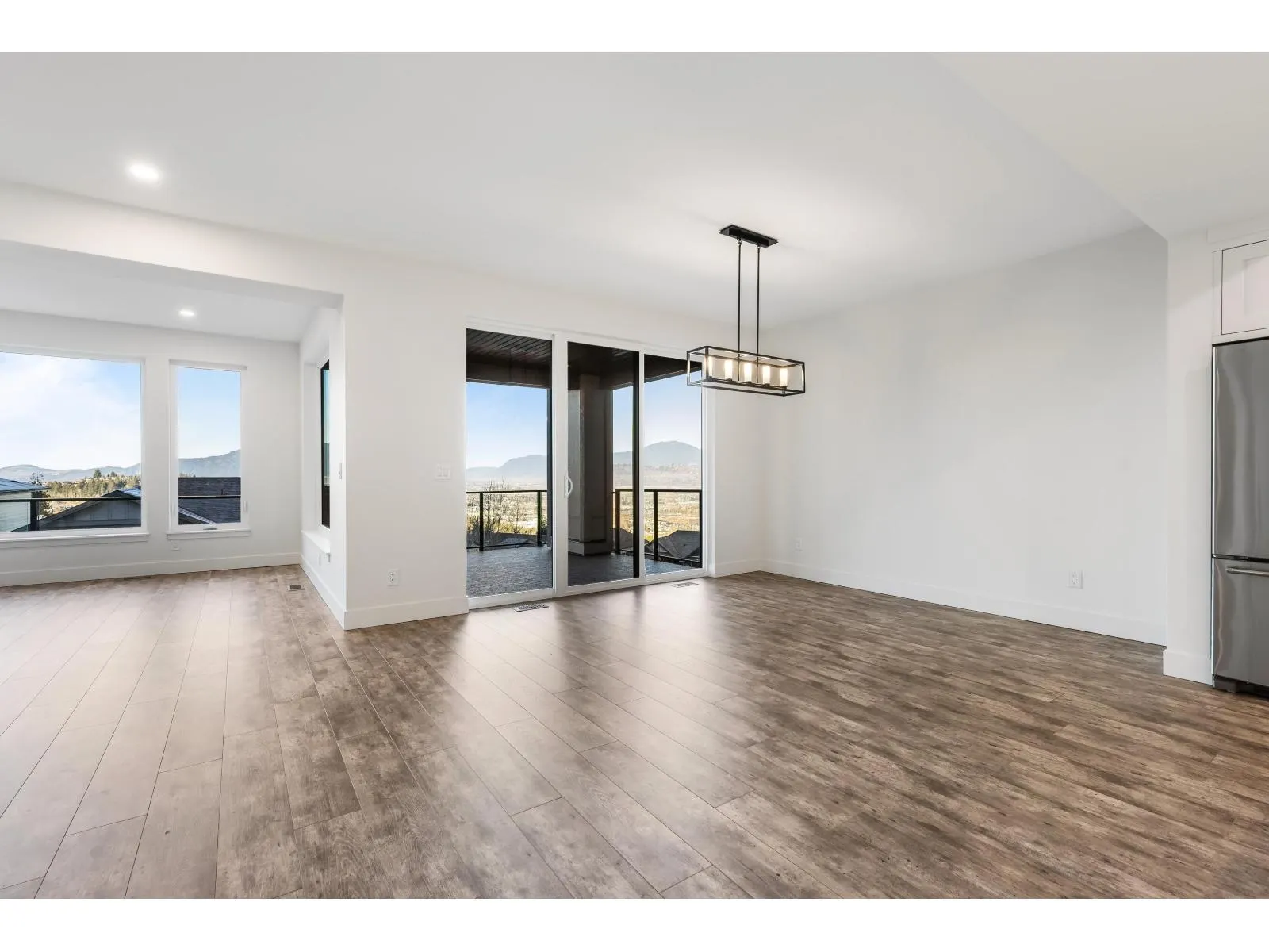 5504 MACLACHLAN PLACE|Promontory