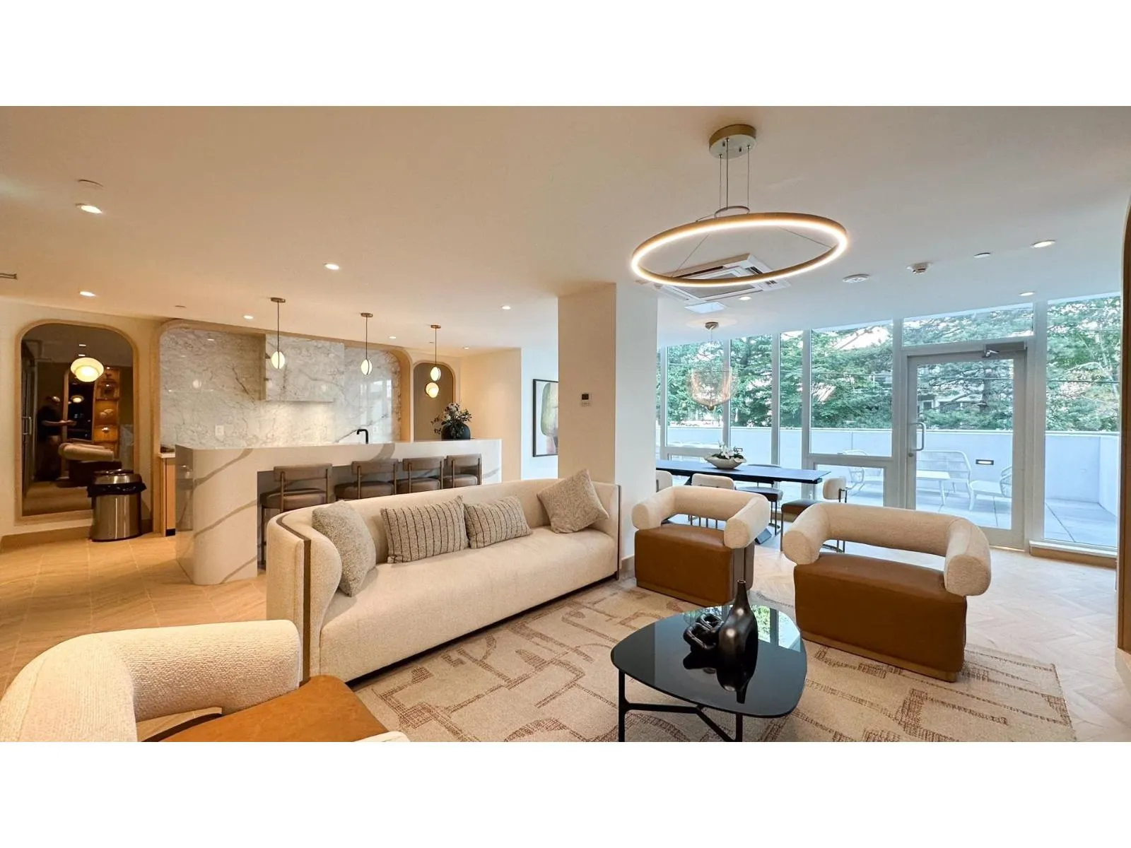 408 1342 JOHNSTON ROAD