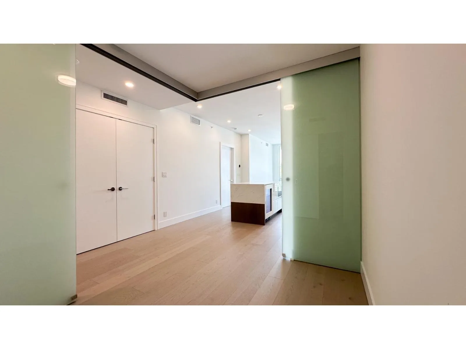 408 1342 JOHNSTON ROAD