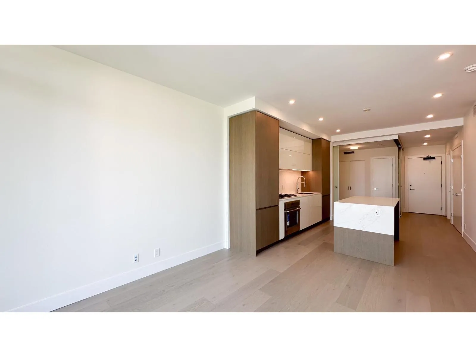 408 1342 JOHNSTON ROAD