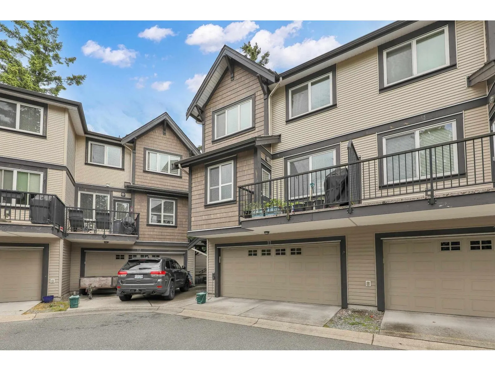 11 9077 150TH STREET